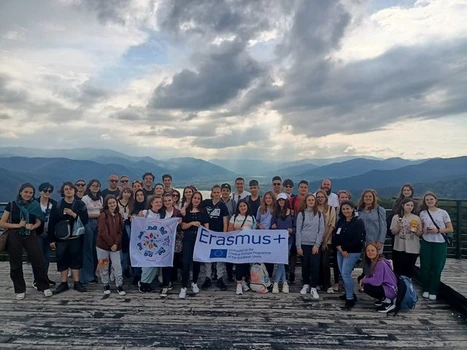 Uczniowie i nauczyciele SP2 podczas wizyty w Rumunii